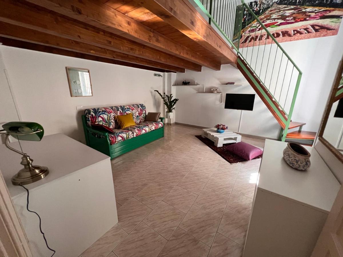 Zigana- Raffinato Ed Elegante Appartamento Nel Cuore Della Citta! Palermo Buitenkant foto